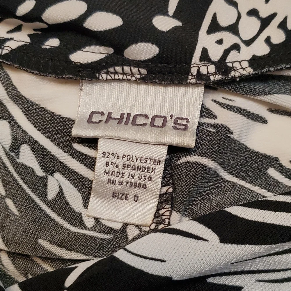 Chico's size XS black and white dress three quarter sleeves